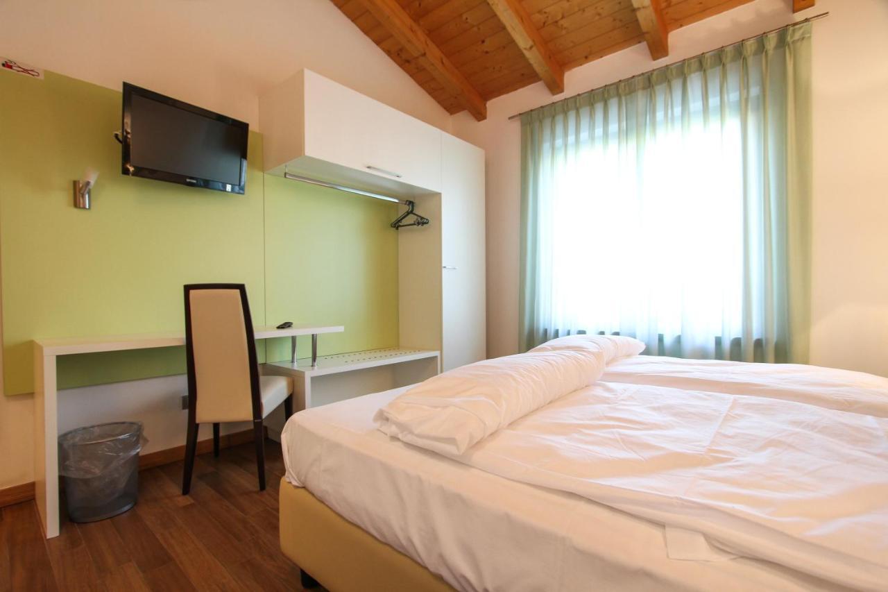 Thai Orchidee Restaurant&Rooms การ์ดา ภายนอก รูปภาพ