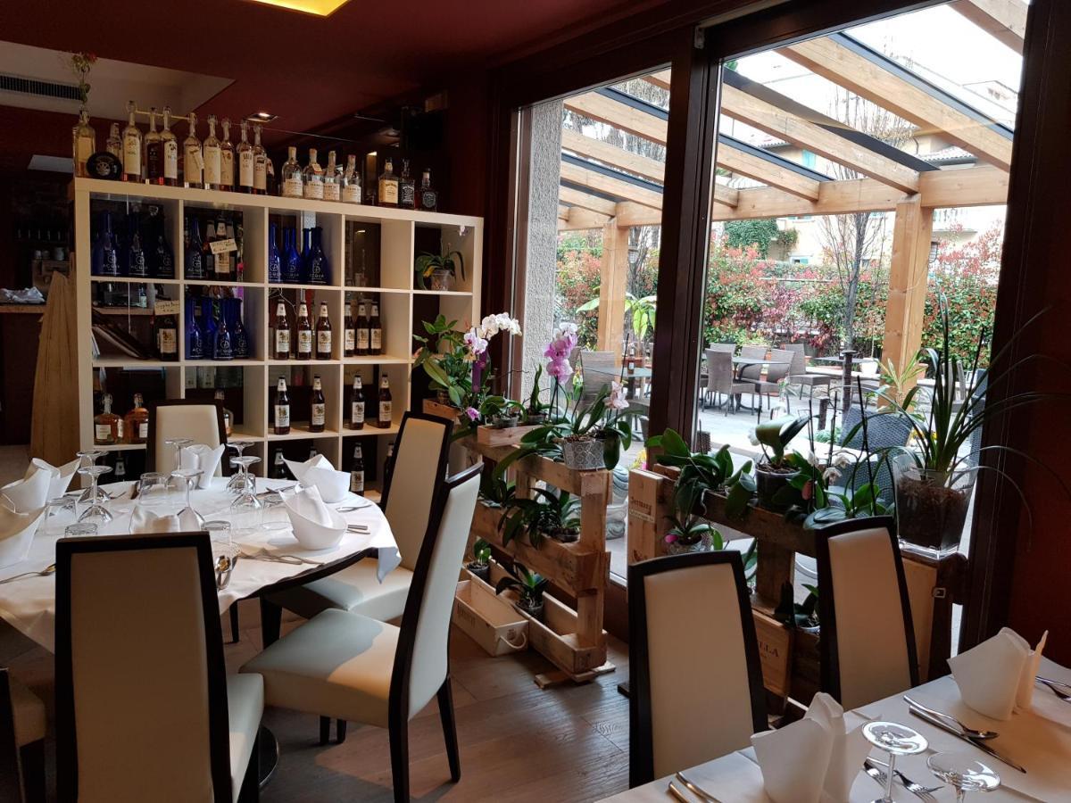 Thai Orchidee Restaurant&Rooms การ์ดา ภายนอก รูปภาพ